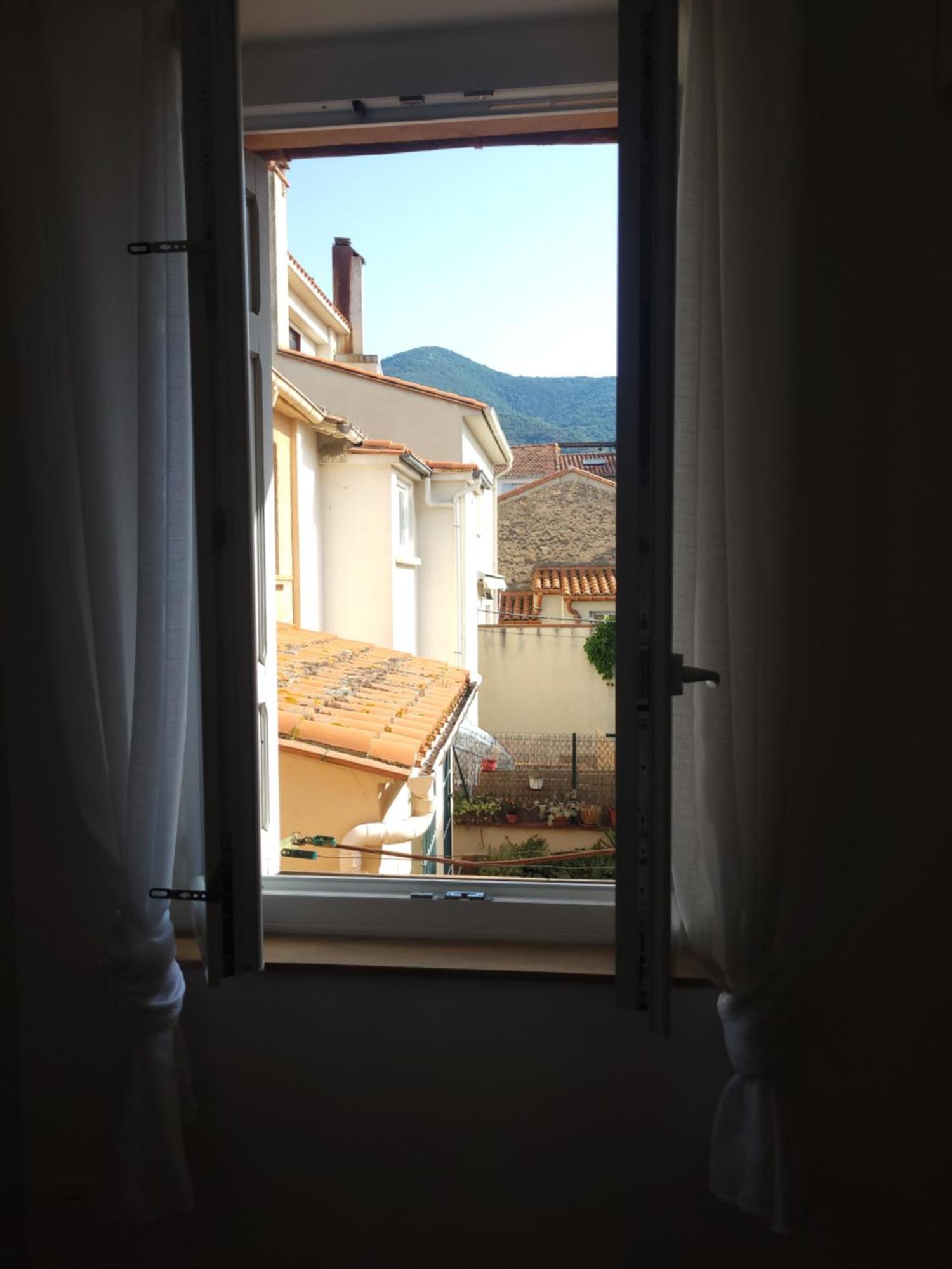 Petite Maison Entre Mer Et Montagne Сере Экстерьер фото